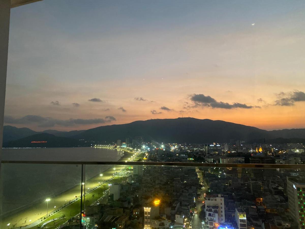 Tms - Pullman Luxury Outlet - High Floor Beach View Bed & Breakfast Quy Nhon Dış mekan fotoğraf